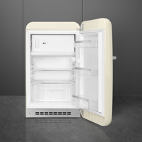 Bild von Smeg FAB10RCR5 Kühlschrank 50's RETRO STYLE CREME freistehend rechts